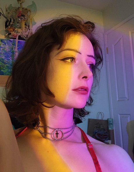 LeeLoo_ free only fans