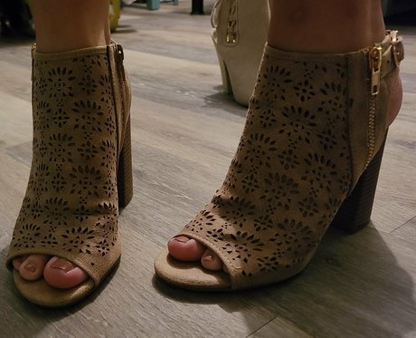 smelliefeetsweetie nude onlyfans porn