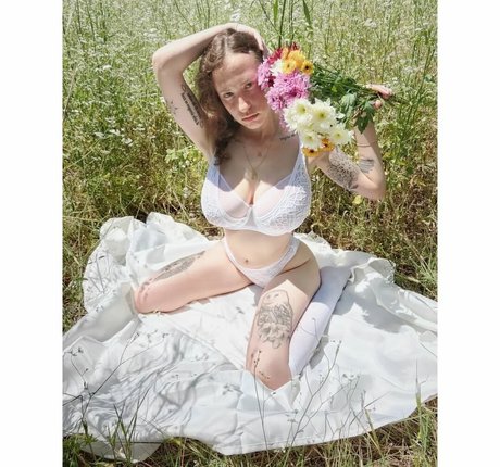 Yasmin avrahami nude onlyfans leak