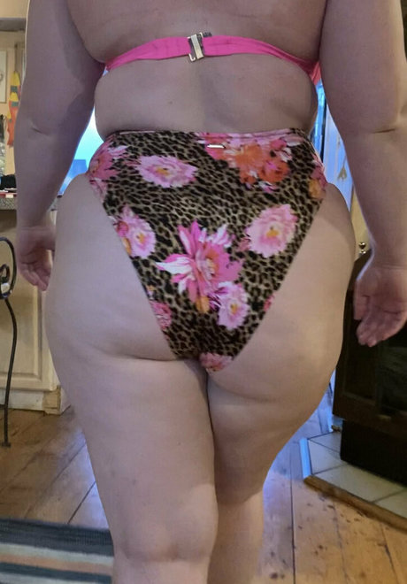 myfatblondegf onlyfans naked