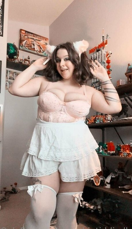 yourbigtiddiedlamb topless onlyfans