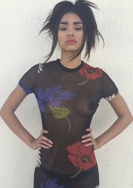 Naressa Valdez onlyfans model photo