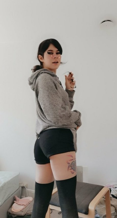 LittleMapleBerry onlyfans leak