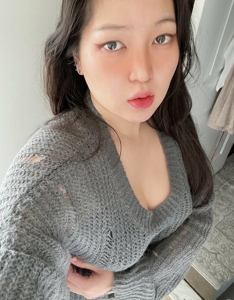 spicyasiankitty2 onlyfans naked leaks