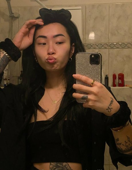 reallingxiaoyu onlyfans public photos