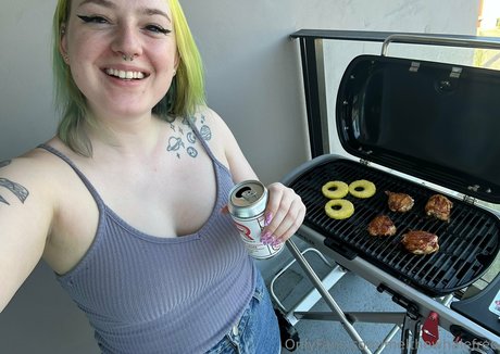 melthewhalefree onlyfans porn