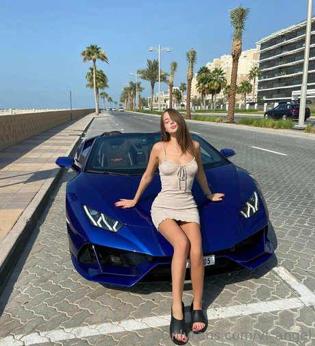 vi angel onlyfans model images
