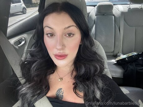 lunabarbiedoll onlyfans nude pics