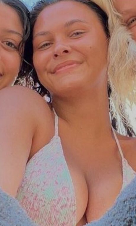 Emma Marie topless onlyfans