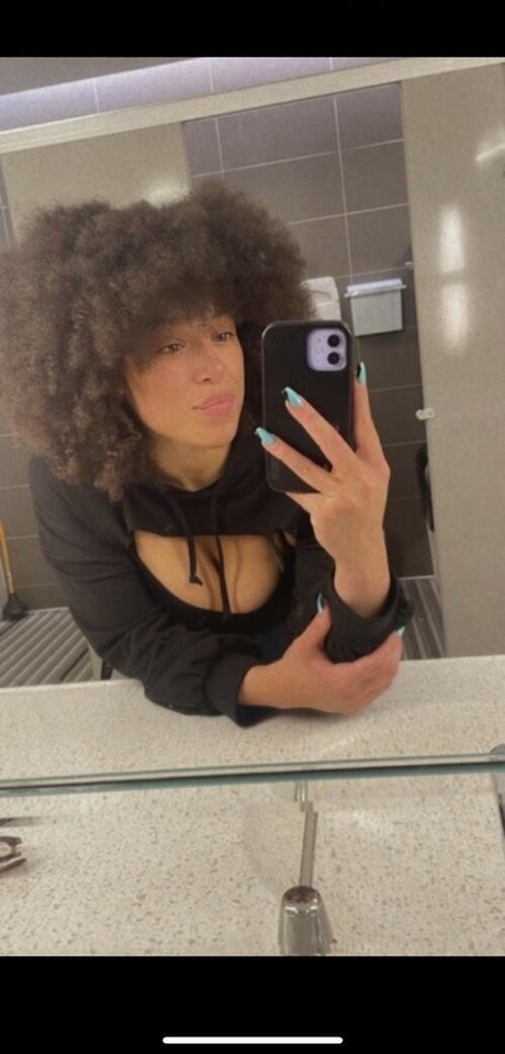 safiyaswrld onlyfans nude pics