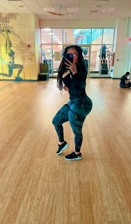 safiyaswrld onlyfans nudes