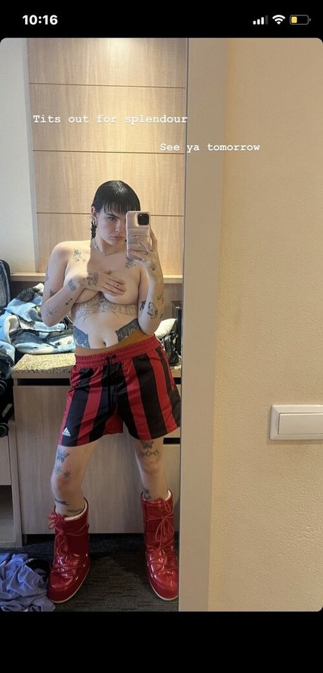 Benee onlyfans leaks nude