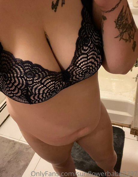 sunflowerbabe2297 only fans pictures