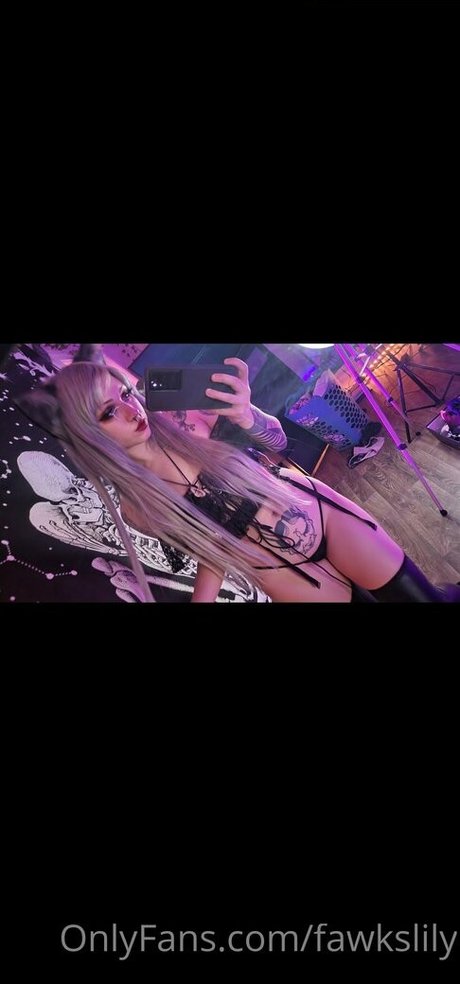 fawkslily onlyfans nsfw