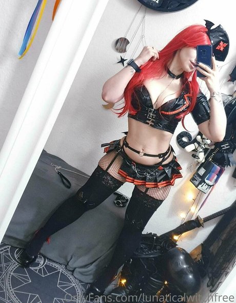 lunaticalwitchfree hot onlyfans