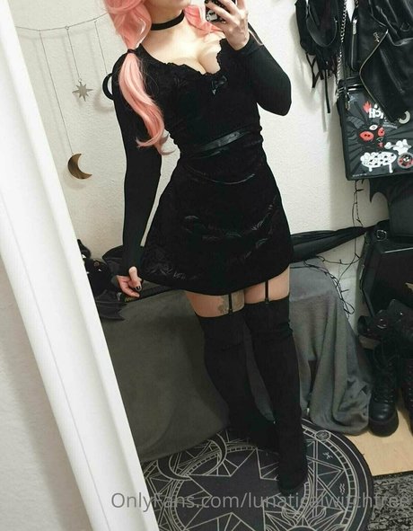 lunaticalwitchfree porn onlyfans leak