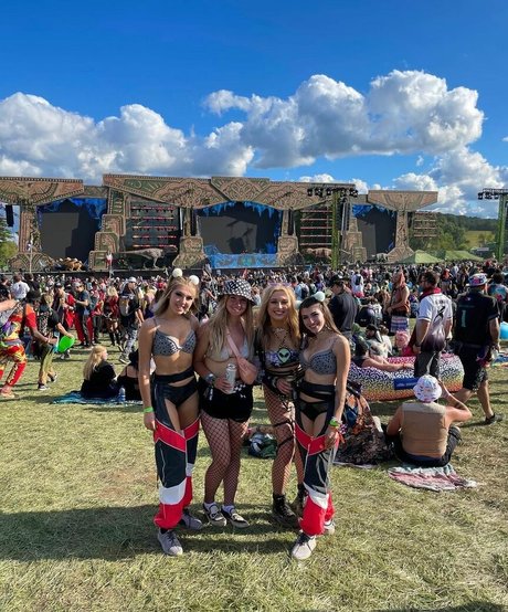 WomenYEG leaked onlyfans