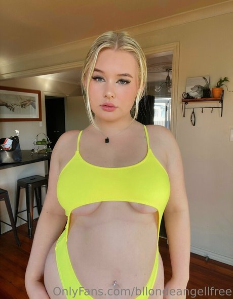 bllondeangellfree nude only fans