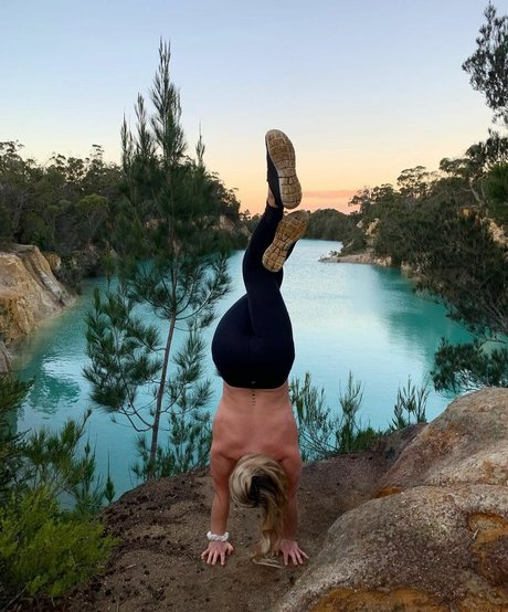 Racharmstrong Aussie onlyfans leaked sex