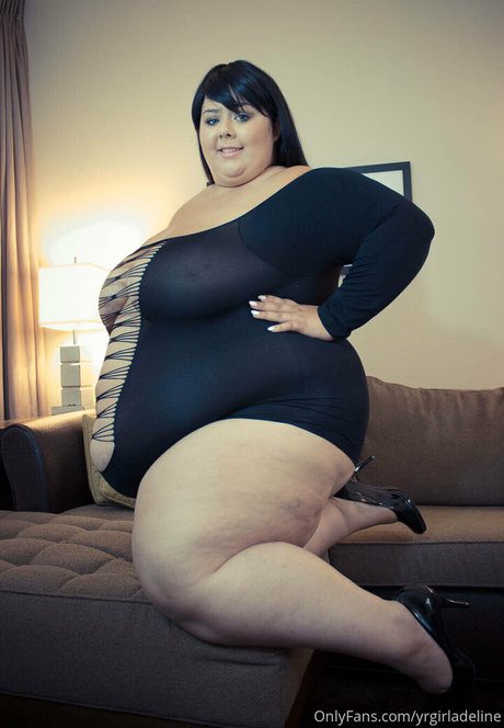 gothgfadeline on onlyfans