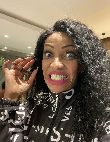 shemale 23cm onlyfans joi