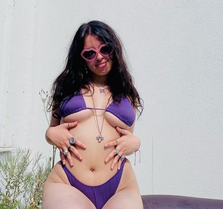 Maddy Adderley onlyfans model