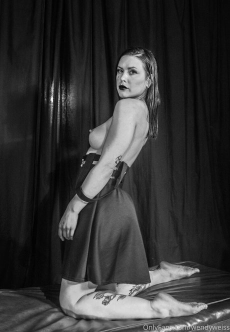 wendyweiss onlyfans nude tits