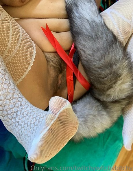 twitchywitchybitchy onlyfans pics leaked
