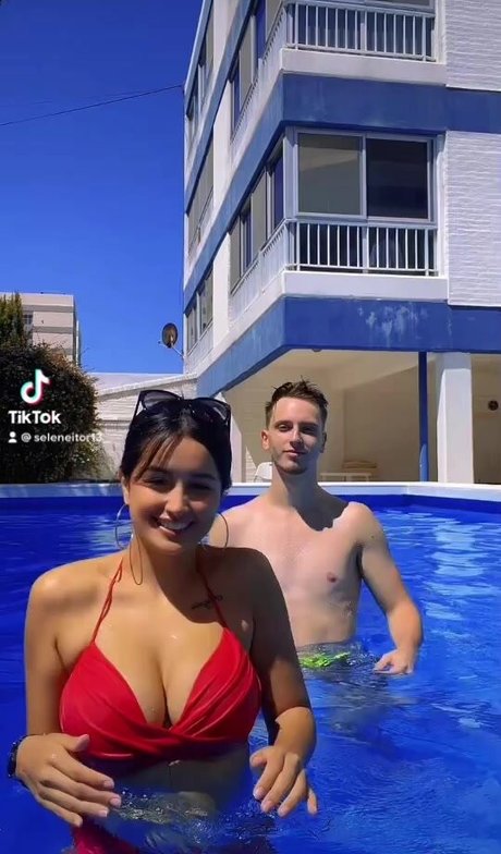 Seleneitor onlyfans nudes leaked