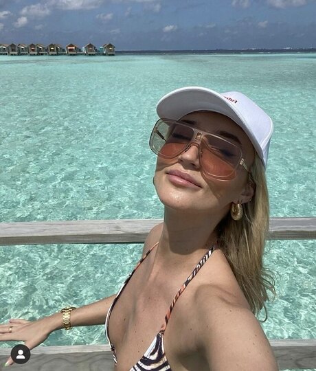 Megan McKenna onlyfans picture