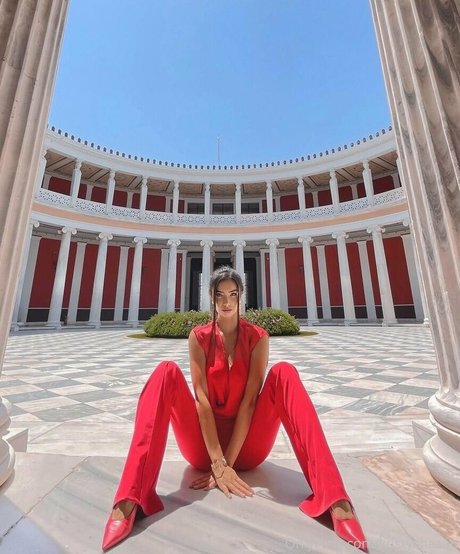 midget onlyfans hd selfie