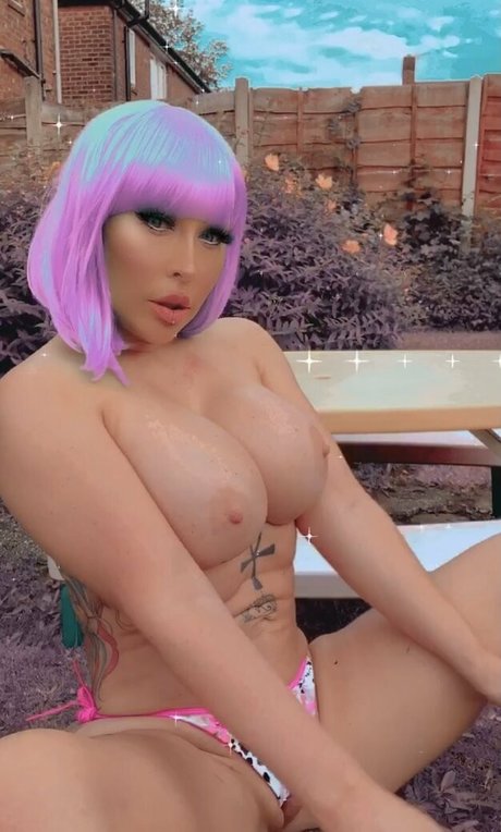 livingdollleigh onlyfans free