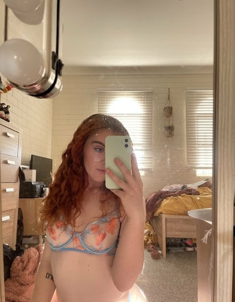 autumnlutz onlyfans desnuda