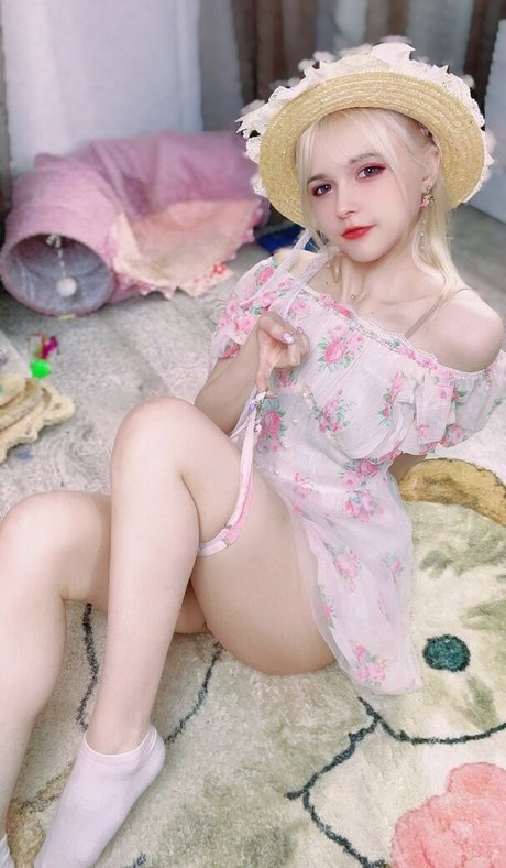 LENivayaAya onlyfans nude pics