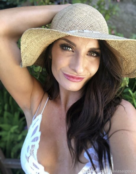 silviasaigexxx pics onlyfans