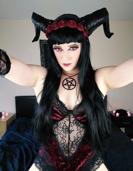 dead girly onlyfans strip