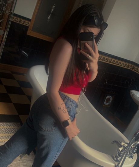 Eleri Evans onlyfans fotos