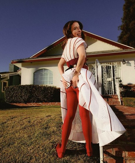 Esther Povitsky leaked onlyfans porn