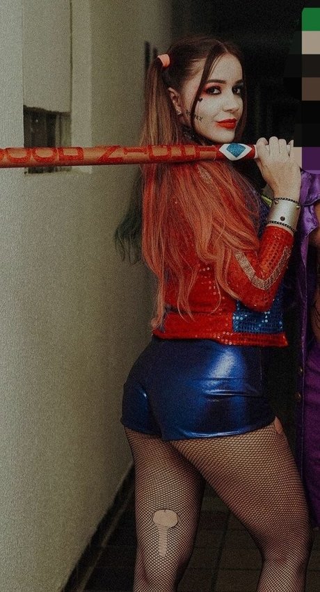 Laurinhafeer nude on onlyfans