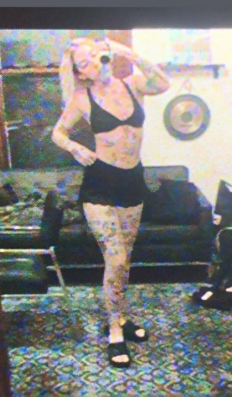 Velvetears on onlyfans