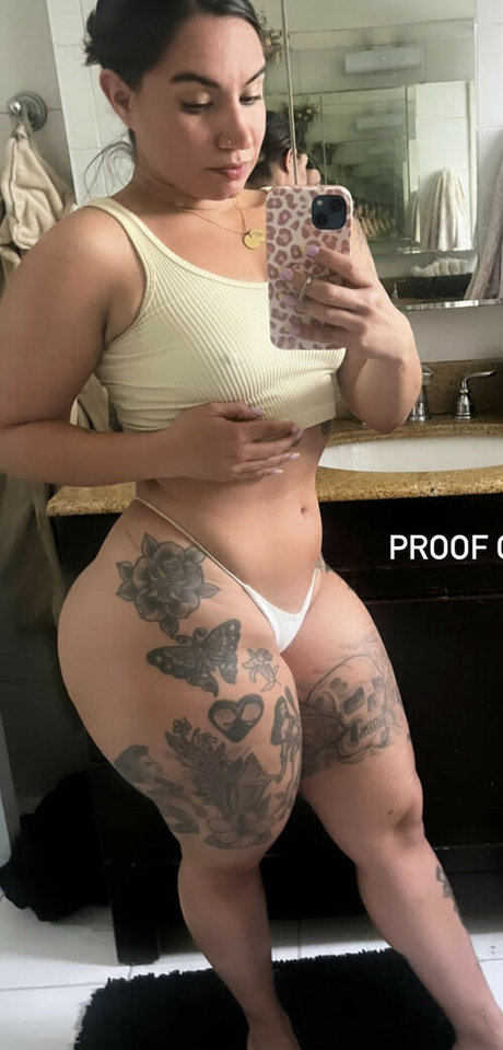 Lolo Barreiro nudes only fans