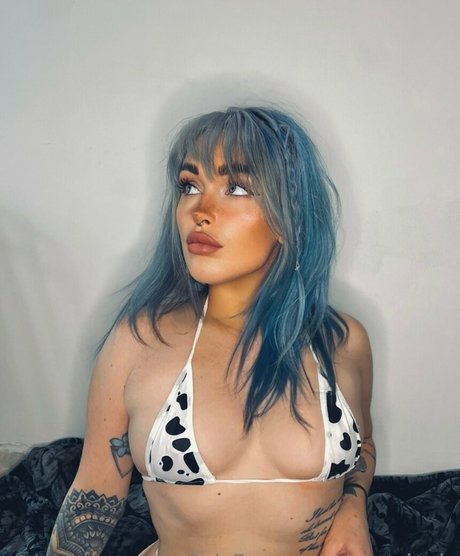 daisypinnix is on onlyfans