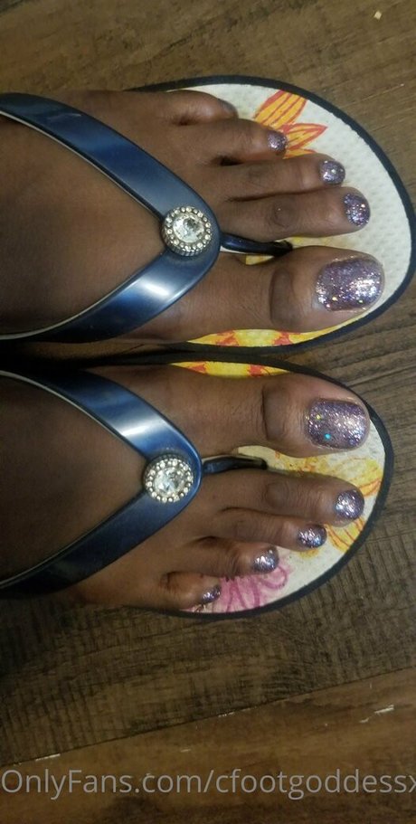 cfootgoddessx onlyfans striptease
