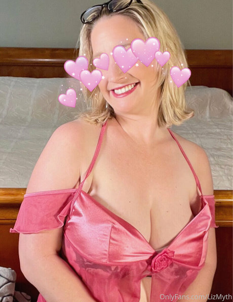 lizmyth nude onlyfans