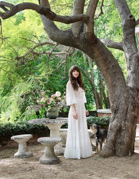 Dakota Johnson Profile pic