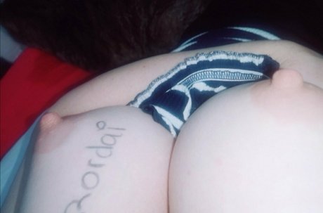 cum on pussy onlyfans hot naked selfie