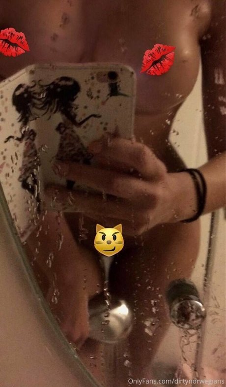 dirtynorwegians tits onlyfans