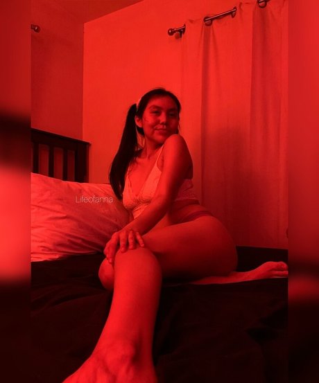 lifeofanna only fans pictures