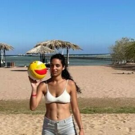 Clean With Me onlyfans leaks nudes