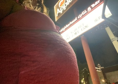 big tits milf onlyfans free nude self-portrait